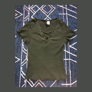 🍀Olive Green Cross Stitch Cropped Tee🍀